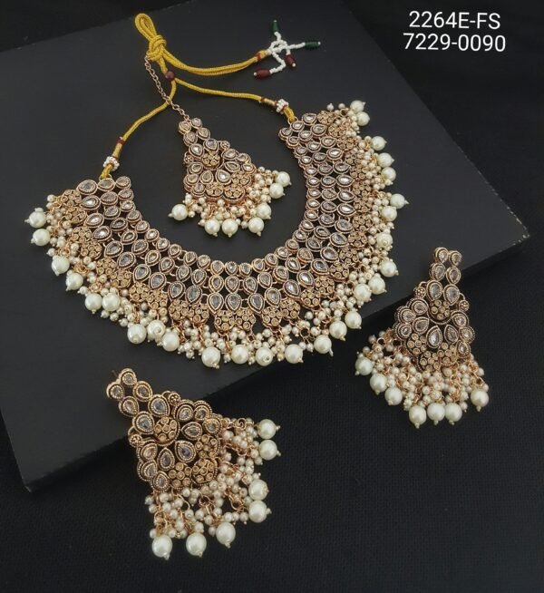 Fancy Kundan Set - Image 5