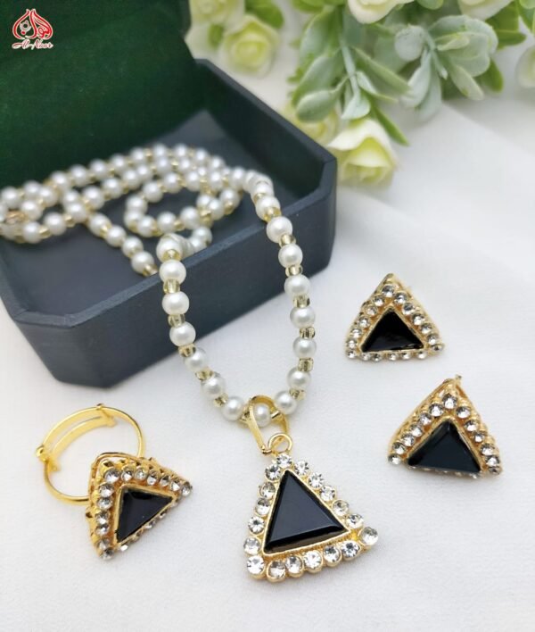 Stylish Triangular Set - Image 5