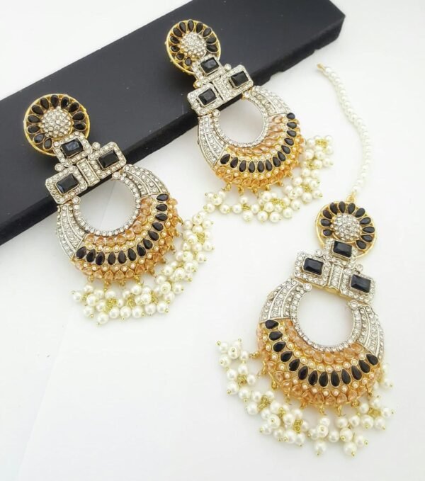 Earrings with Tikka - Image 5