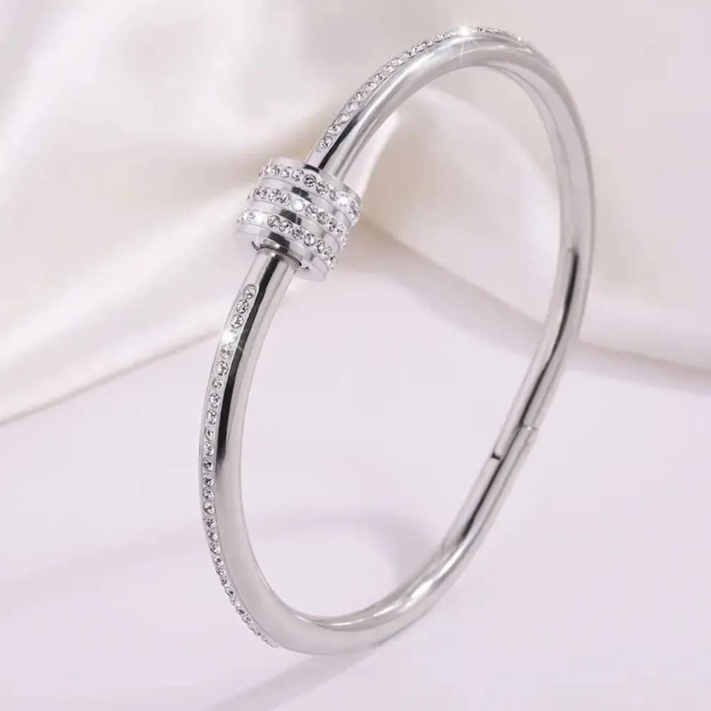 Elegant Gold Plated Handcuff - Image 6