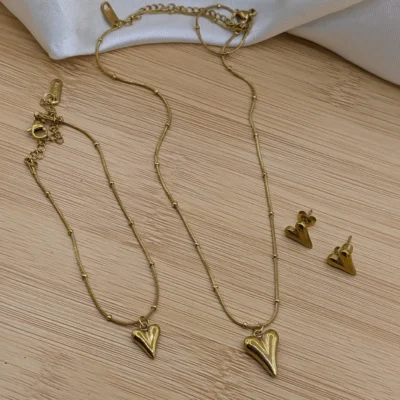 Gold Heart Jewelry Set
