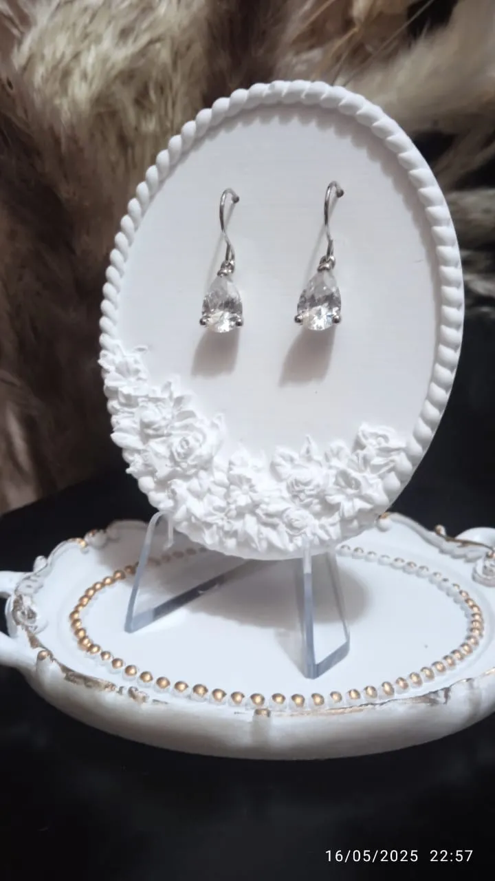Elegant Crystal Drop Earrings - Image 2