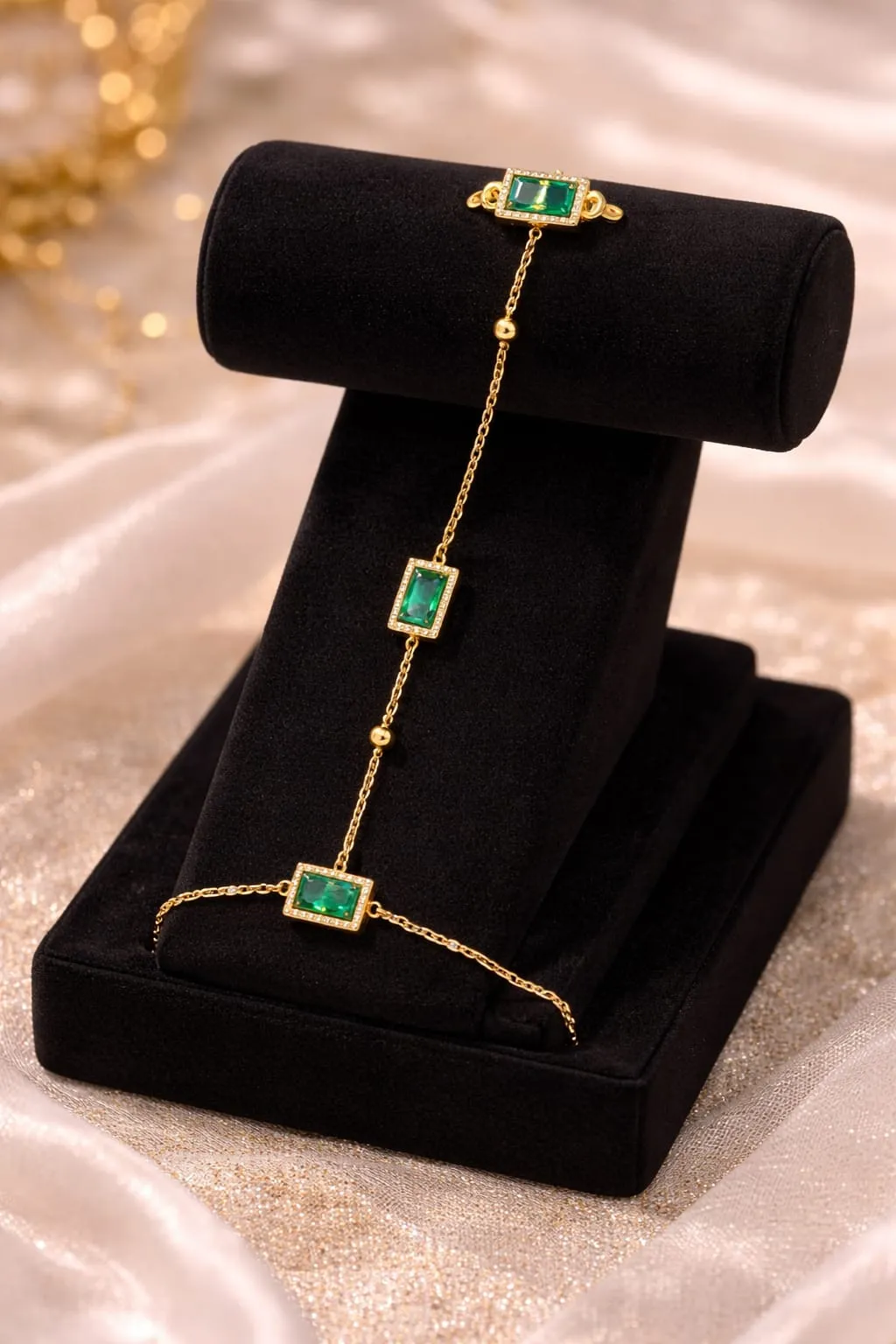 Emerald Stone Hand Chain Bracelet (Anja) - Image 2
