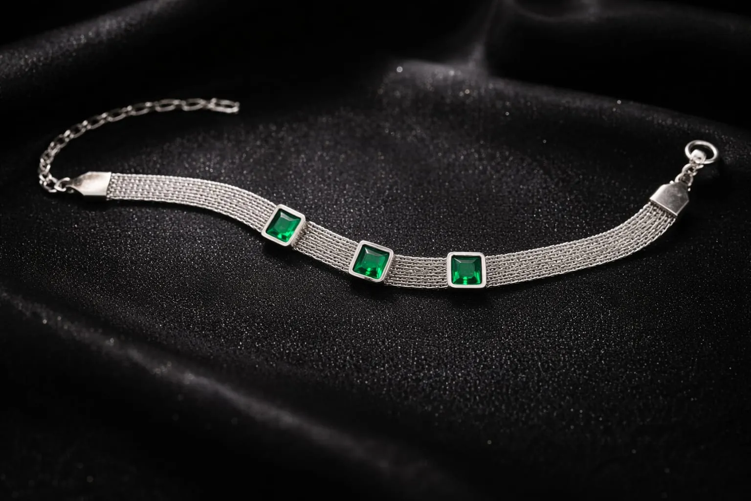 Elegant Bracelet with Green Stones - Image 2