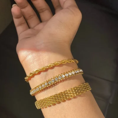 Elegant Gold Bracelet Set