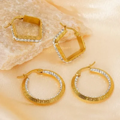 Elegant Gold Hoop Earrings