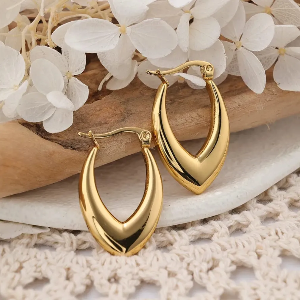Elegant teardrop-shaped Gold Hoop Earrings