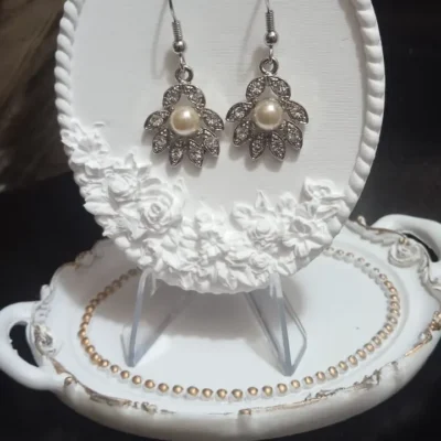 Elegant Pearl Drop Earrings