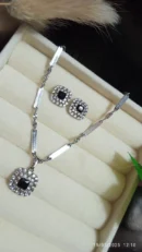 Elegant Black Stone Jewelry Set