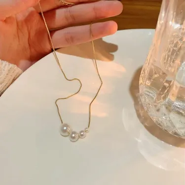 Elegant Pearl Necklace
