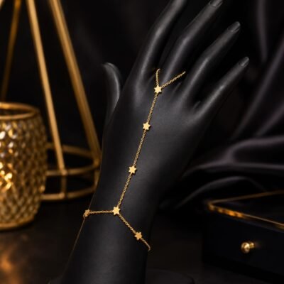 Star Hand Chain (Anja)